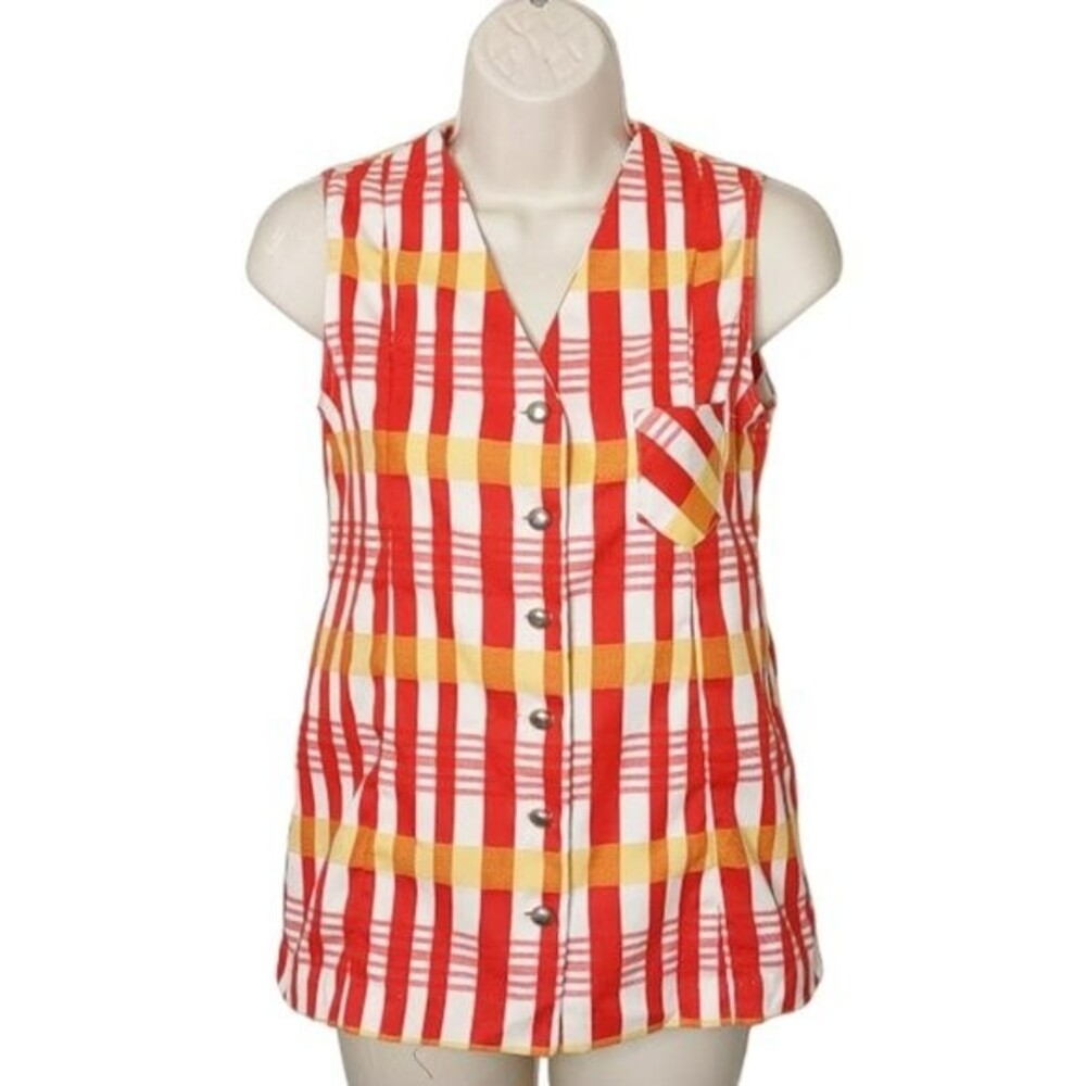 Vintage 70s Red and White Plaid Sleeveless Button-Up Summer Top